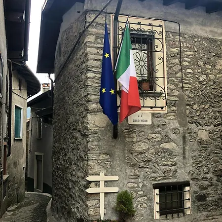 Apartment One Bedroom With View Terrace And Wifi At 2 Km Away From The Menaggio